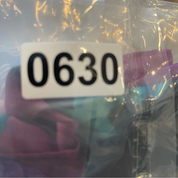 Vtg Honey 100% Silk Square Scarf Purple Green Floral Accesories Head Wrap 31 - Picture 6 of 6